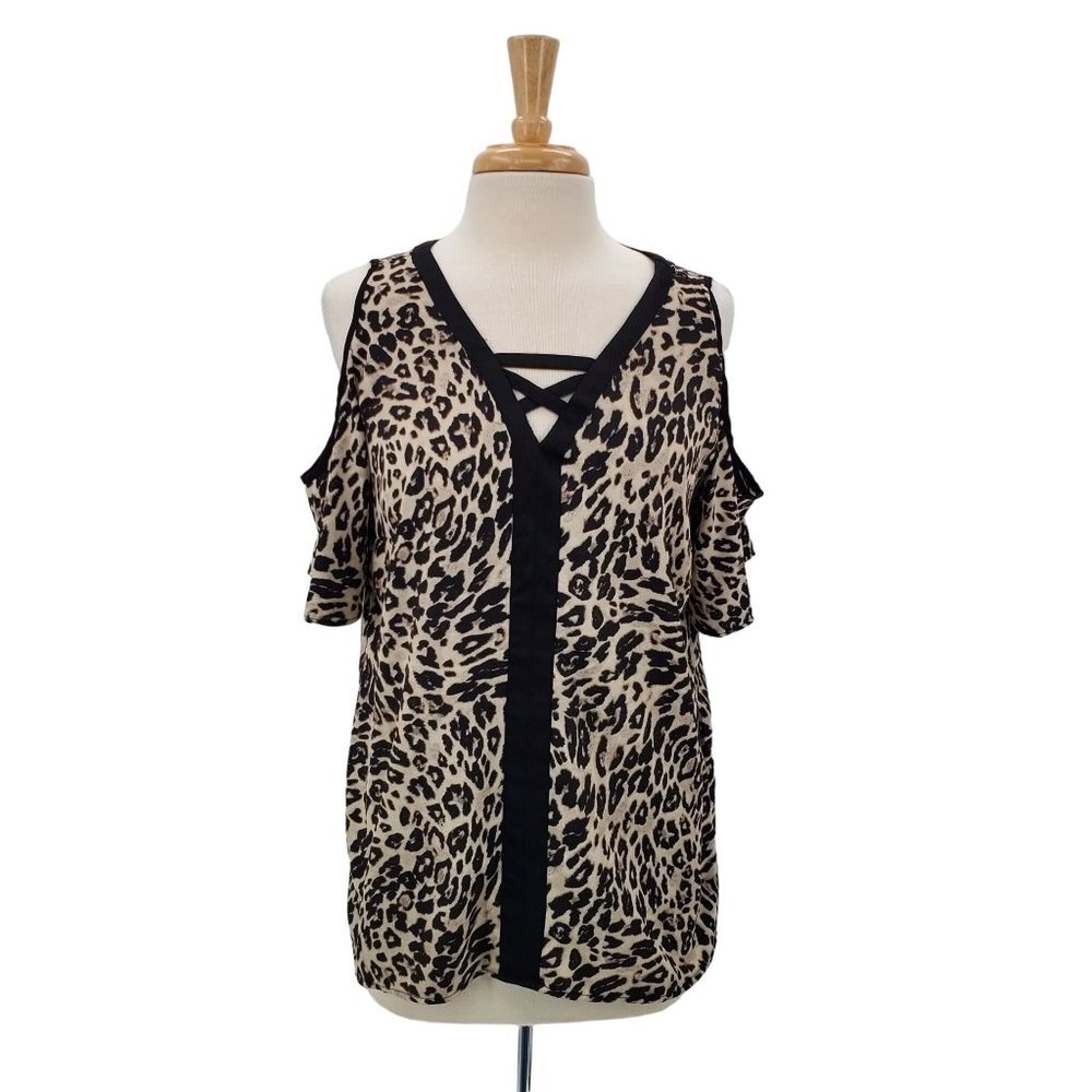 Chico's Womens Leopard Print Cold Shoulder Blouse Top Size‎ 1 (M) V-Neck Career